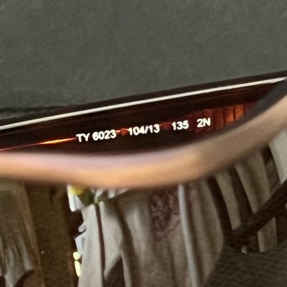 Tory Burch Sunglasses with Orange Case​ - Picture 8 of 8